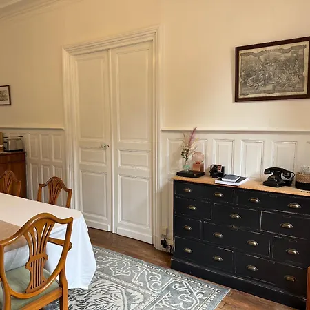 Nocleg ze śniadaniem Chateau Talence 1870 3*